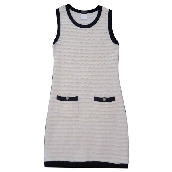 Chanel 2024 White/Black spring Knit Dress